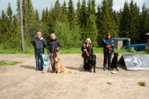 Klasse II fra venstre: Stein Feragen (dommer), Emma Båtnes, Inger Rønsberg, Kristin Estenstad.